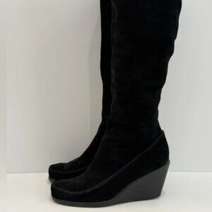 Aerosoles Gather Round Women’s Black Suede Wedge Boots in Size 6 M